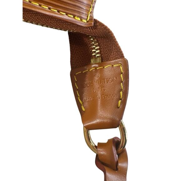 Authentic Louis Vuitton Fawn Epi Pochette Accessoires Bag Brown with Dust Bag - Picture 8 of 13